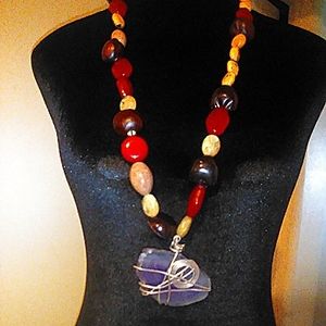 MMBM (man made by me) beaded necklace with agate pendant.